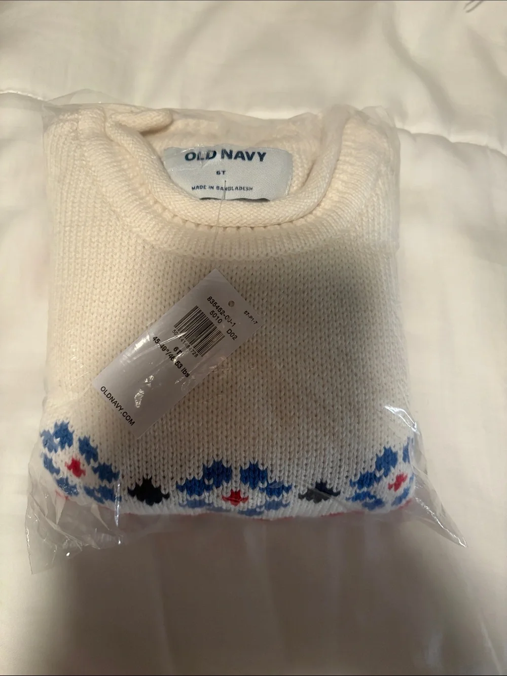 Old Navy Cream Crewneck Sweater with Blue & Red Valentine Detail - 6